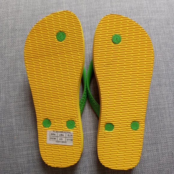 New Havaianas flip flops - Picture 3 of 3